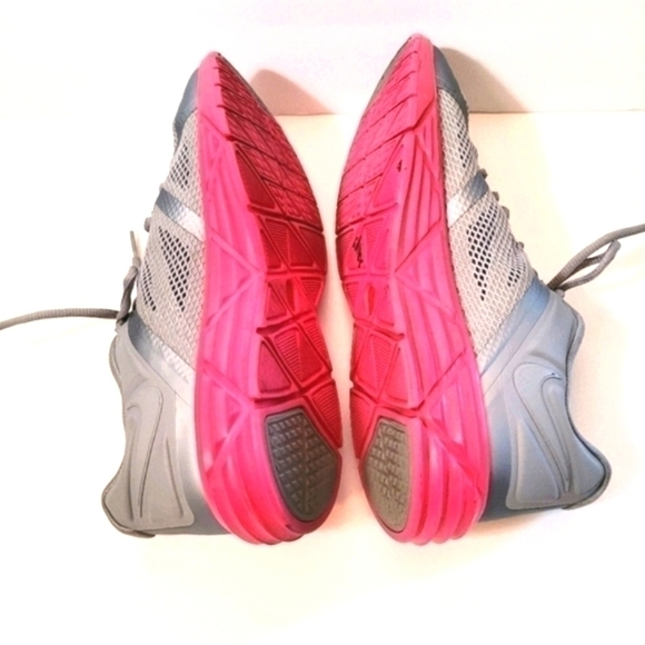 Nike Women's Training Lunar Running Athletic Shoes Size 10 - Picture 3 of 8